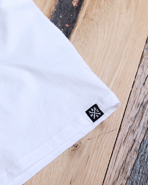 BSMC Lightning T-Shirt - White hem tag close up