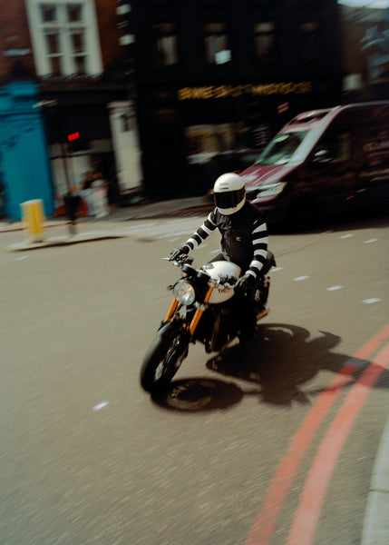 A black Alpinestars Tech-Air 3 canvas airbag vest with a front zipper and logo detail.