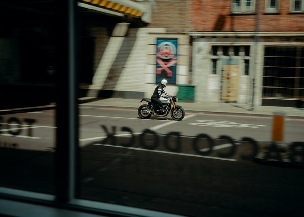 A black Alpinestars Tech-Air 3 canvas airbag vest with a front zipper and logo detail.